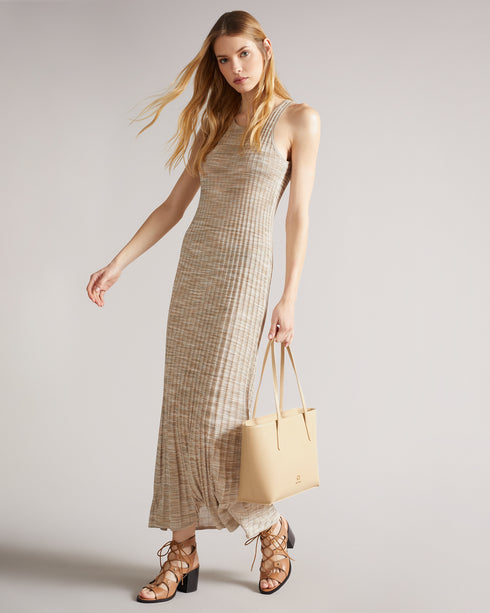<P>Flower Eyelet Small Shopper</P>
